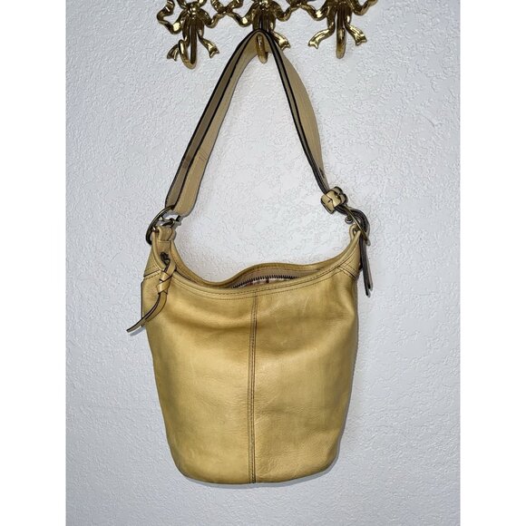 Coach Beige Vintage Bucket Bag K0769-11422 Thick Strap Tan Yellow Y2K - Picture 2 of 9